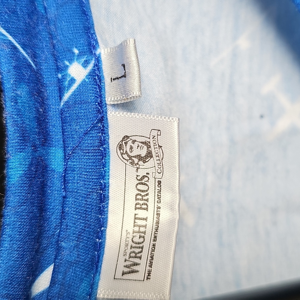 EUC Top With Airplane Pattern - Picture 5 of 6